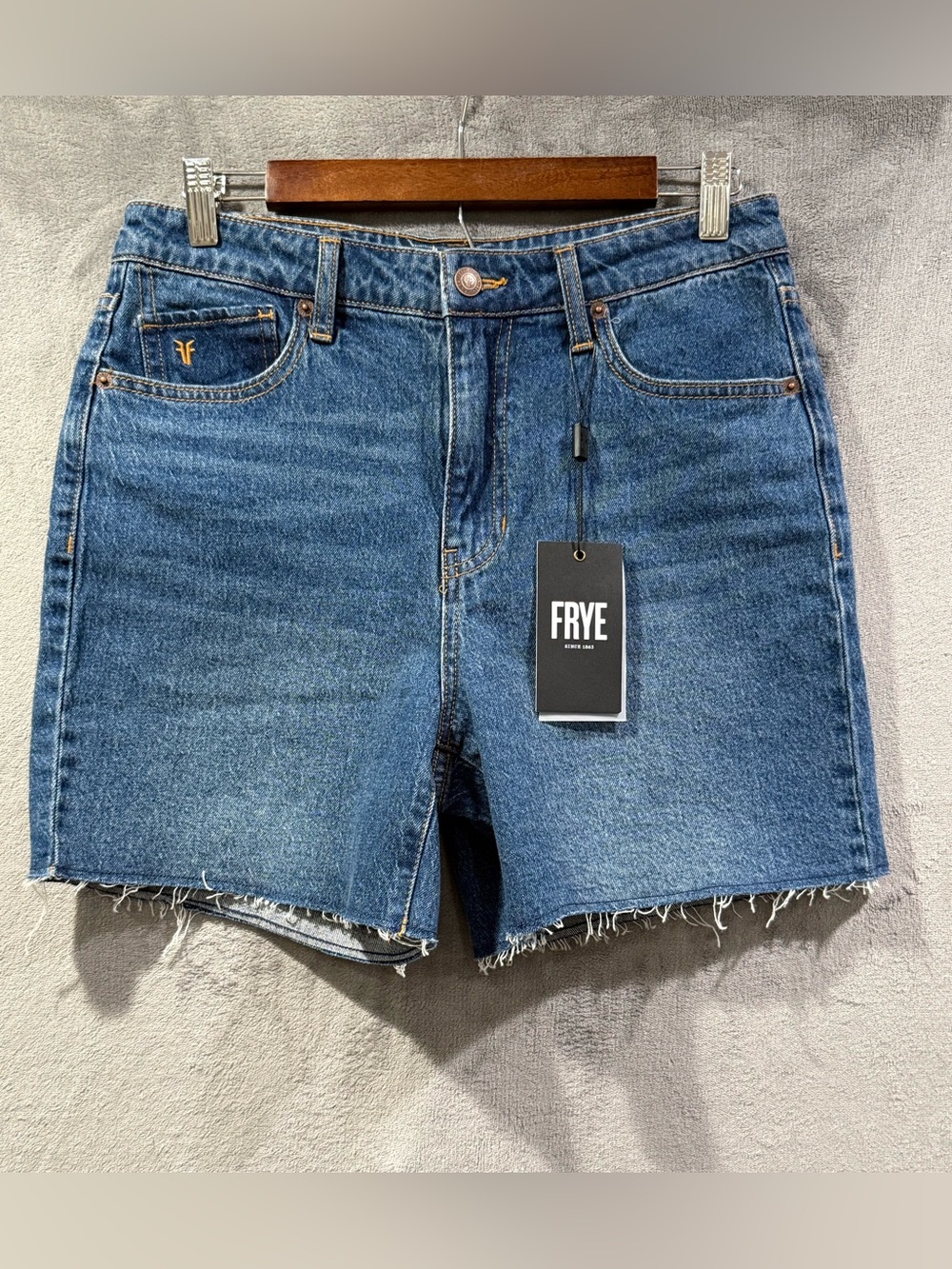 Frye Cut-Off Shorts Blue Denim Mid Rise 5-Pocket Button Raw Hem Size 29 Western